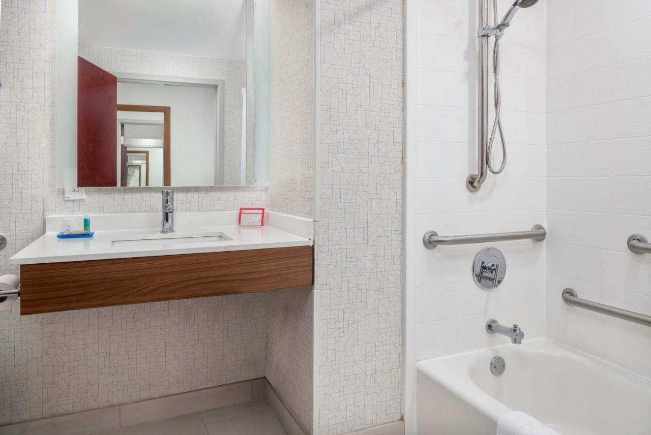 Holiday Inn Express & Suites Macon - I-475 By Ihg Dış mekan fotoğraf