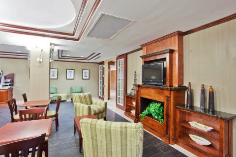 Holiday Inn Express & Suites Macon - I-475 By Ihg Dış mekan fotoğraf